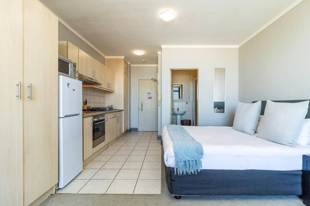 1 Bed Pool & Wifi Cape Town