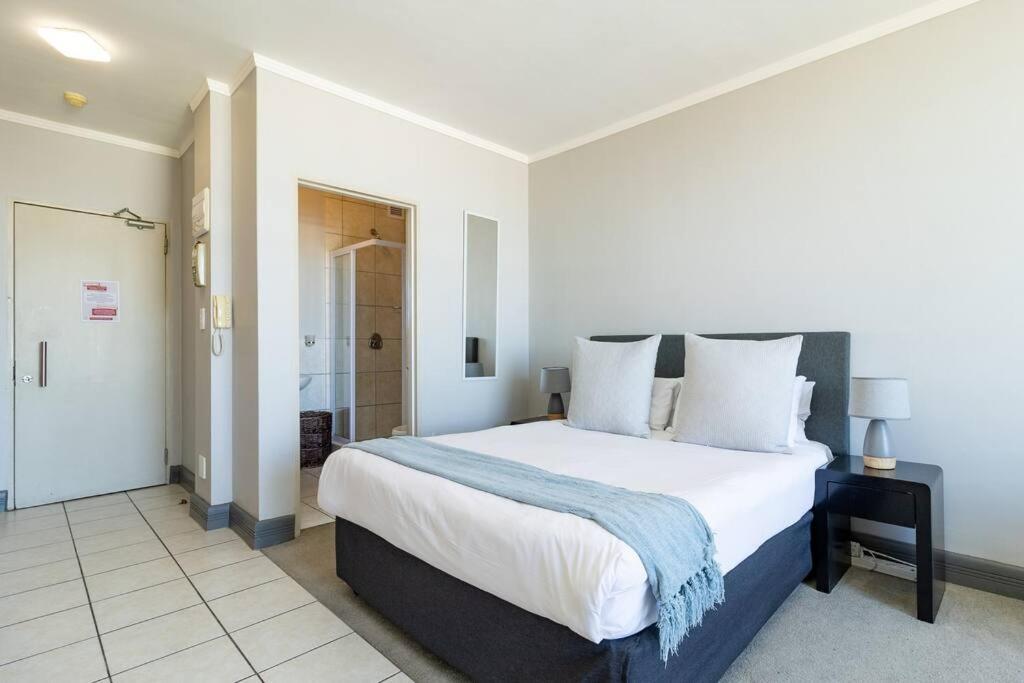 1 Bed Pool & Wifi Cape Town